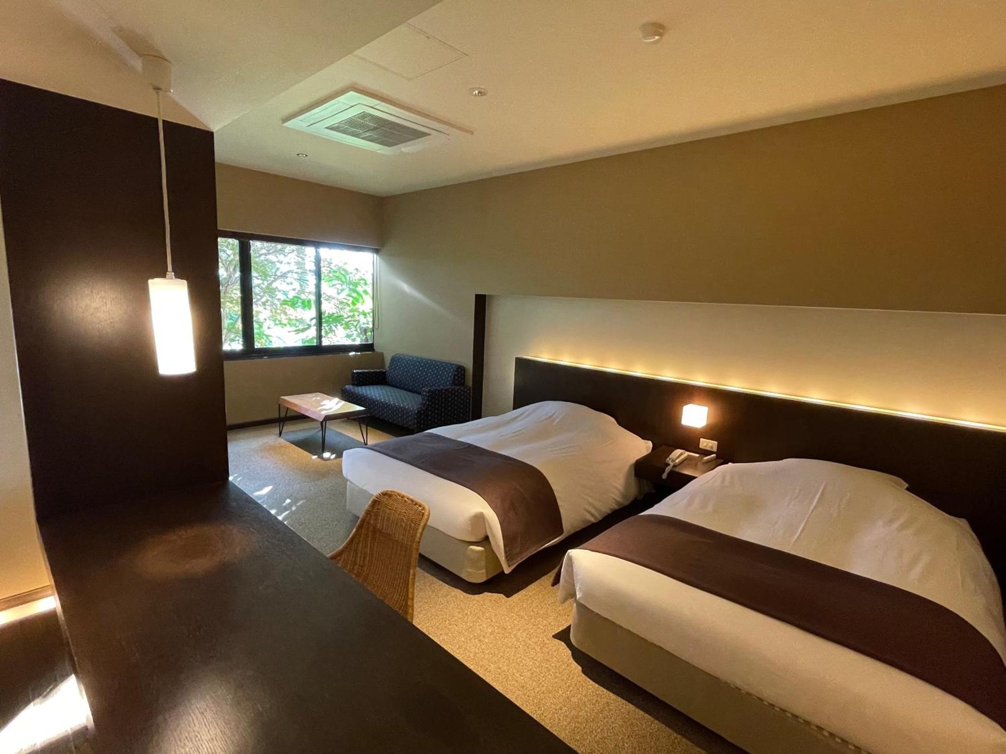อูเบิร์ค ชิคอทซูโค ซุยซานไต คลับ Hotel ชิโตเสะ ภายนอก รูปภาพ