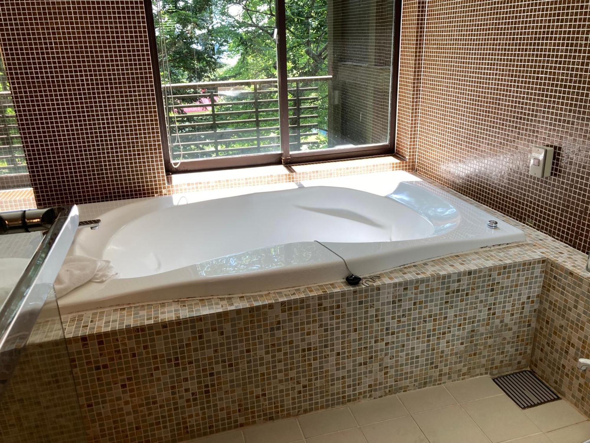 อูเบิร์ค ชิคอทซูโค ซุยซานไต คลับ Hotel ชิโตเสะ ภายนอก รูปภาพ